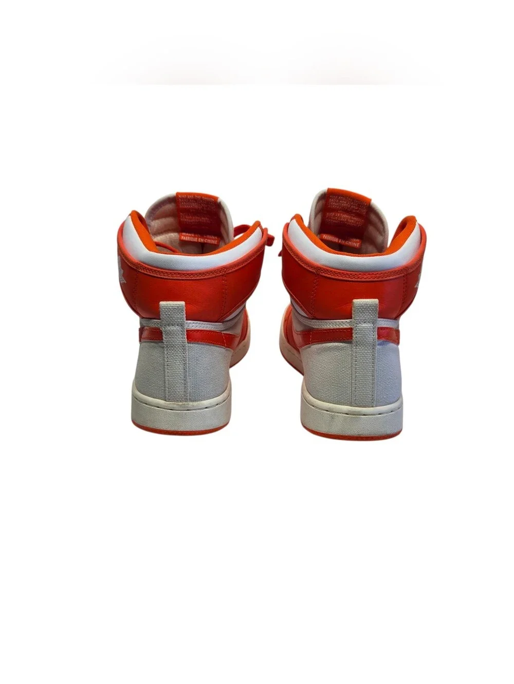 Nike High-Top Sneakers in Orange and White. Size 7